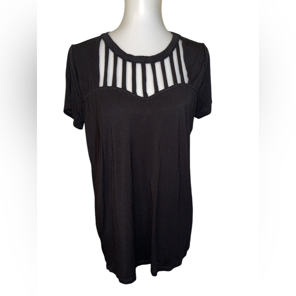 Torrid Black Short Sleeve Top Size 00